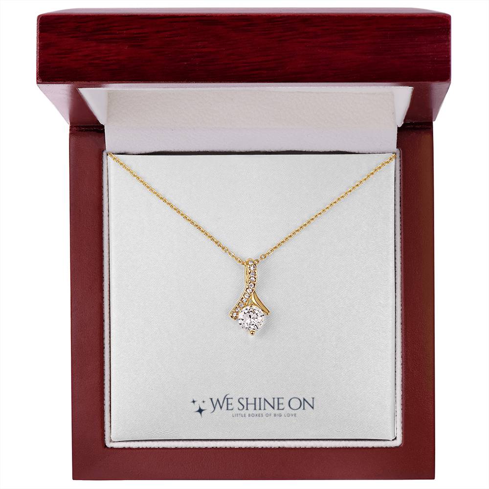 Alluring Beauty Necklace *